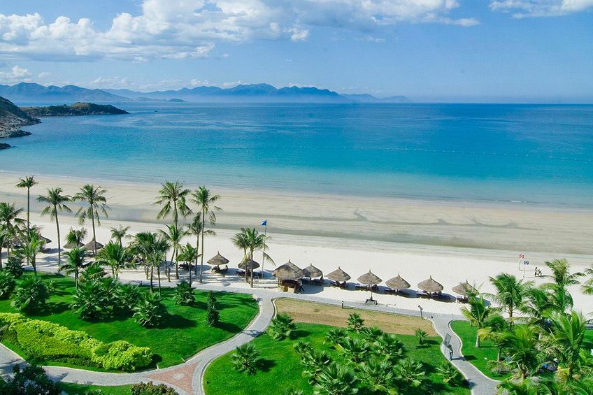 Du Lịch Nha Trang: Sài Gòn - Chùa Long Sơn